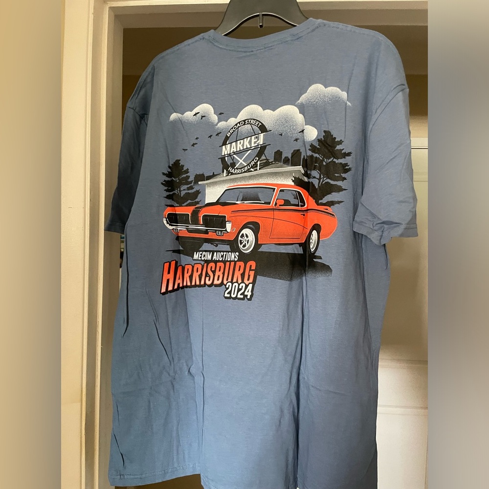 Light Blue Graphic T-Shirt with Vintage Car Design-Size XL